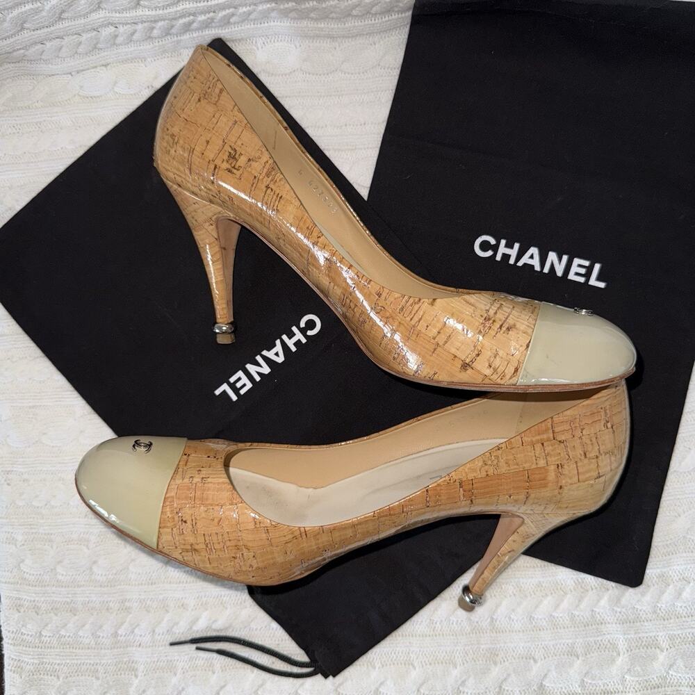 Chanel Patent Leather Polished Wood Design Classic Luxury Pump Heels EU 42 US 11 - Picture 3 of 16